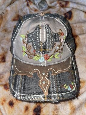 Like New Vintage True Religion Distressed and Floral Embroidered Cap